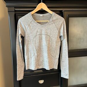 Lululemon Swiftly Tech Long Sleeve Crew